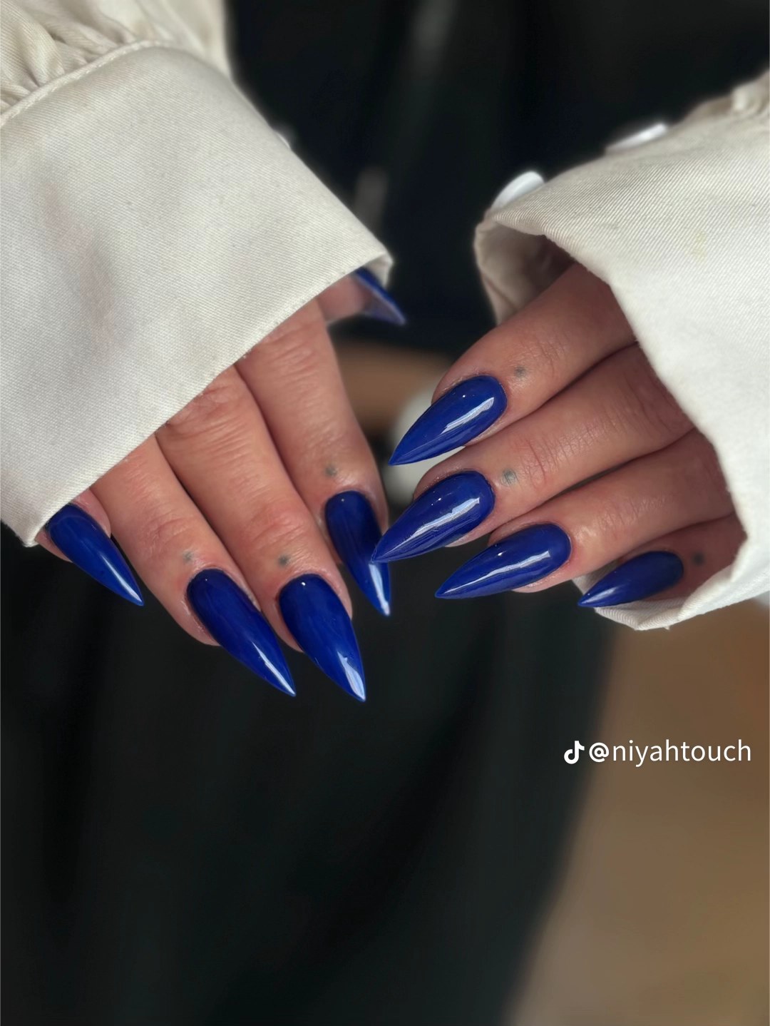 Ongles bleus